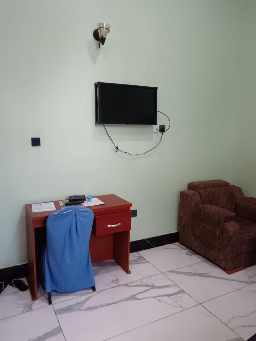Hba Lodge Kahama Экстерьер фото