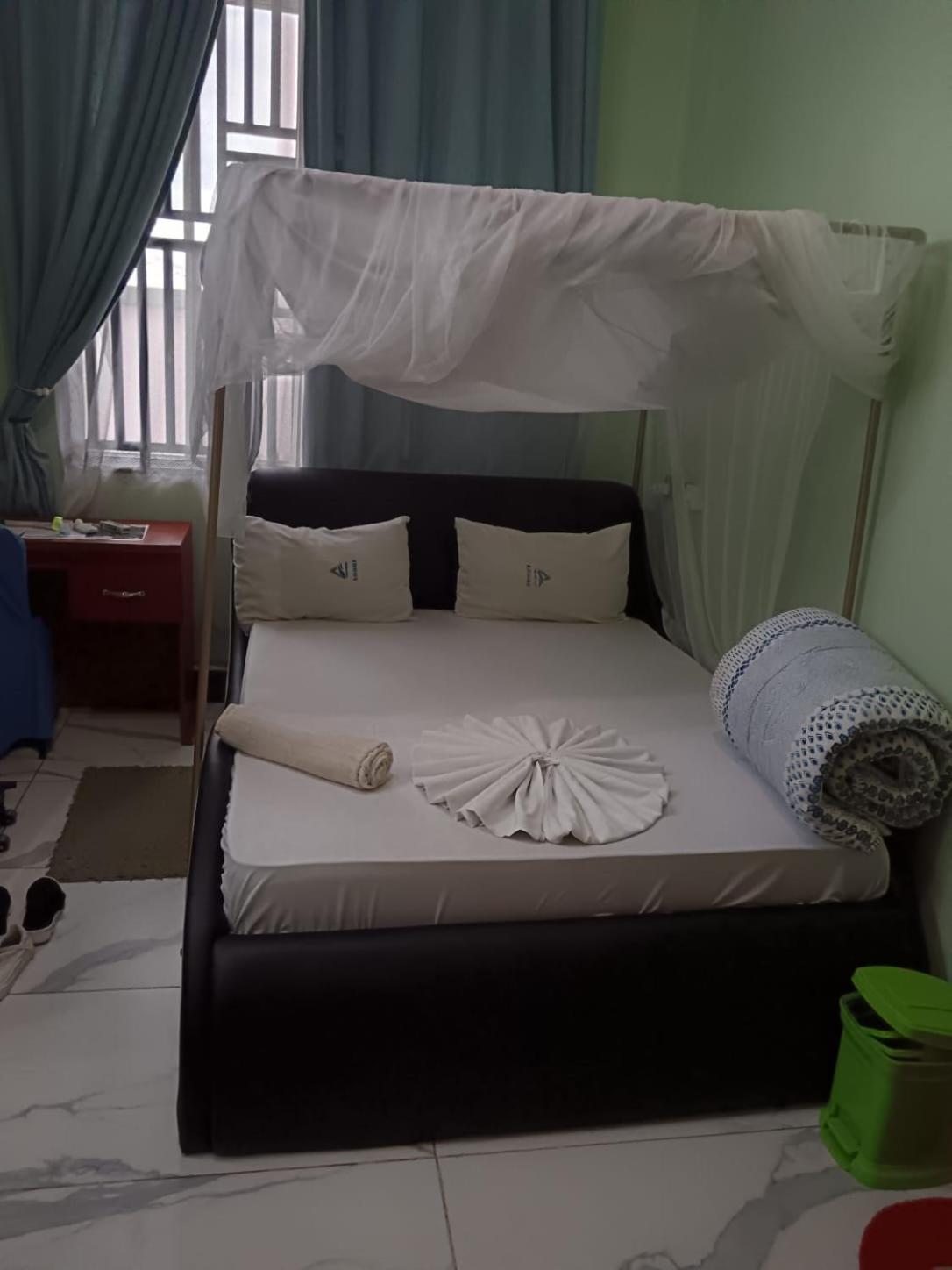 Hba Lodge Kahama Экстерьер фото